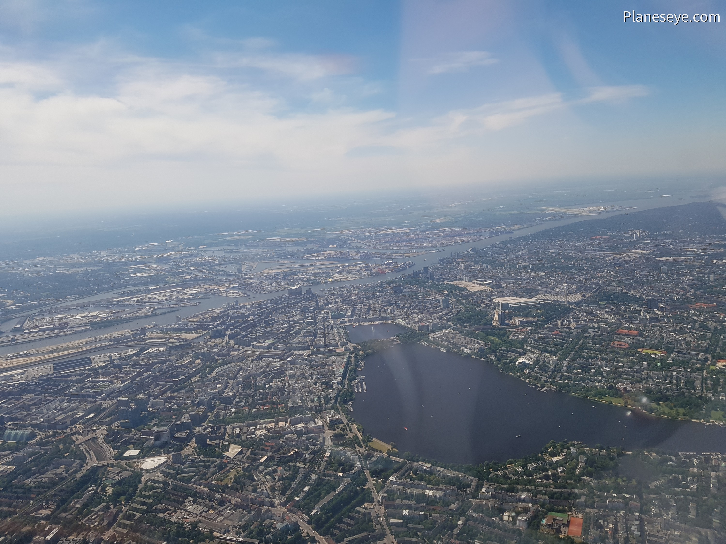 Hamburg during daytime from the North