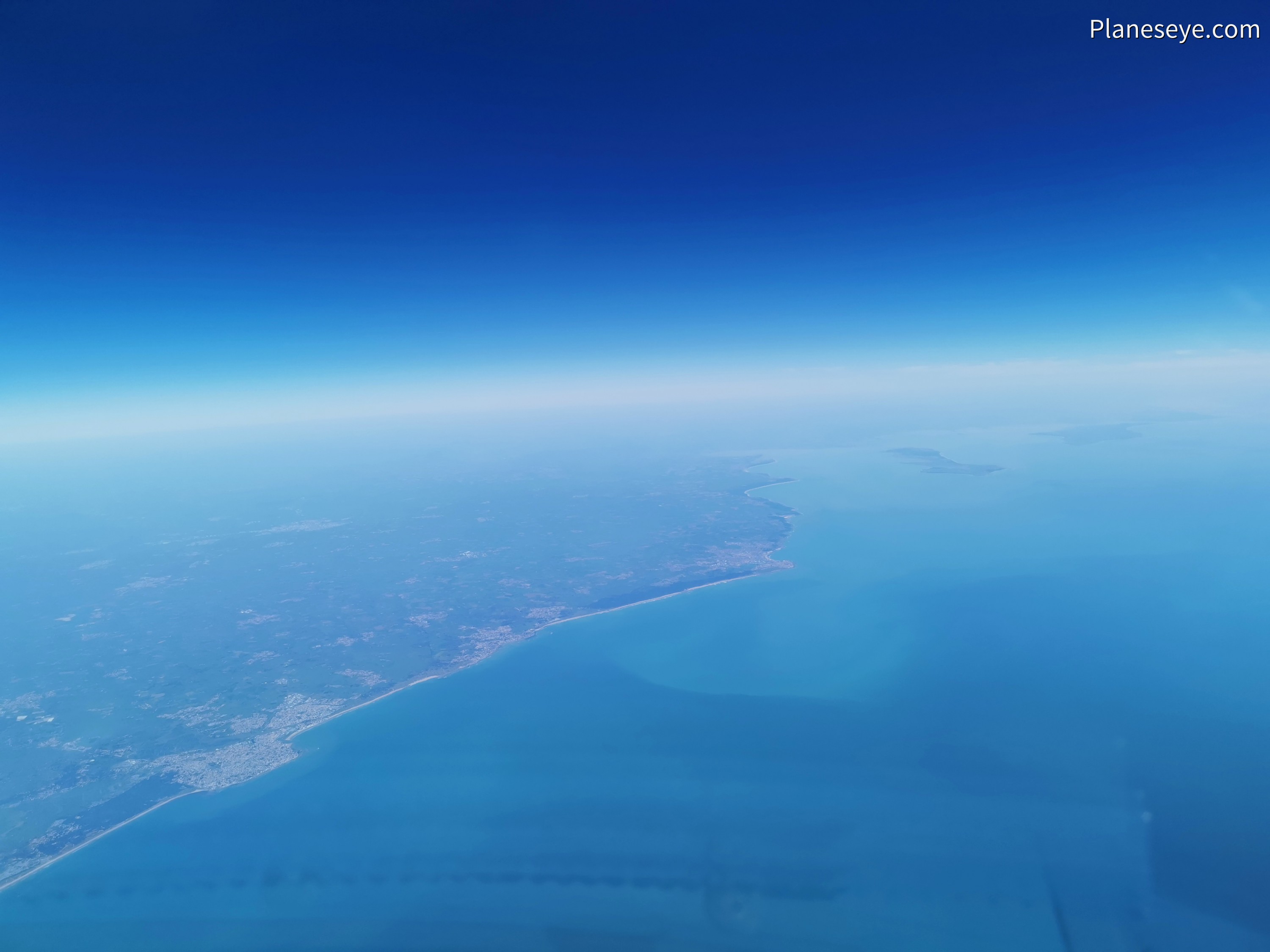 French Atlantic coastline during daytime