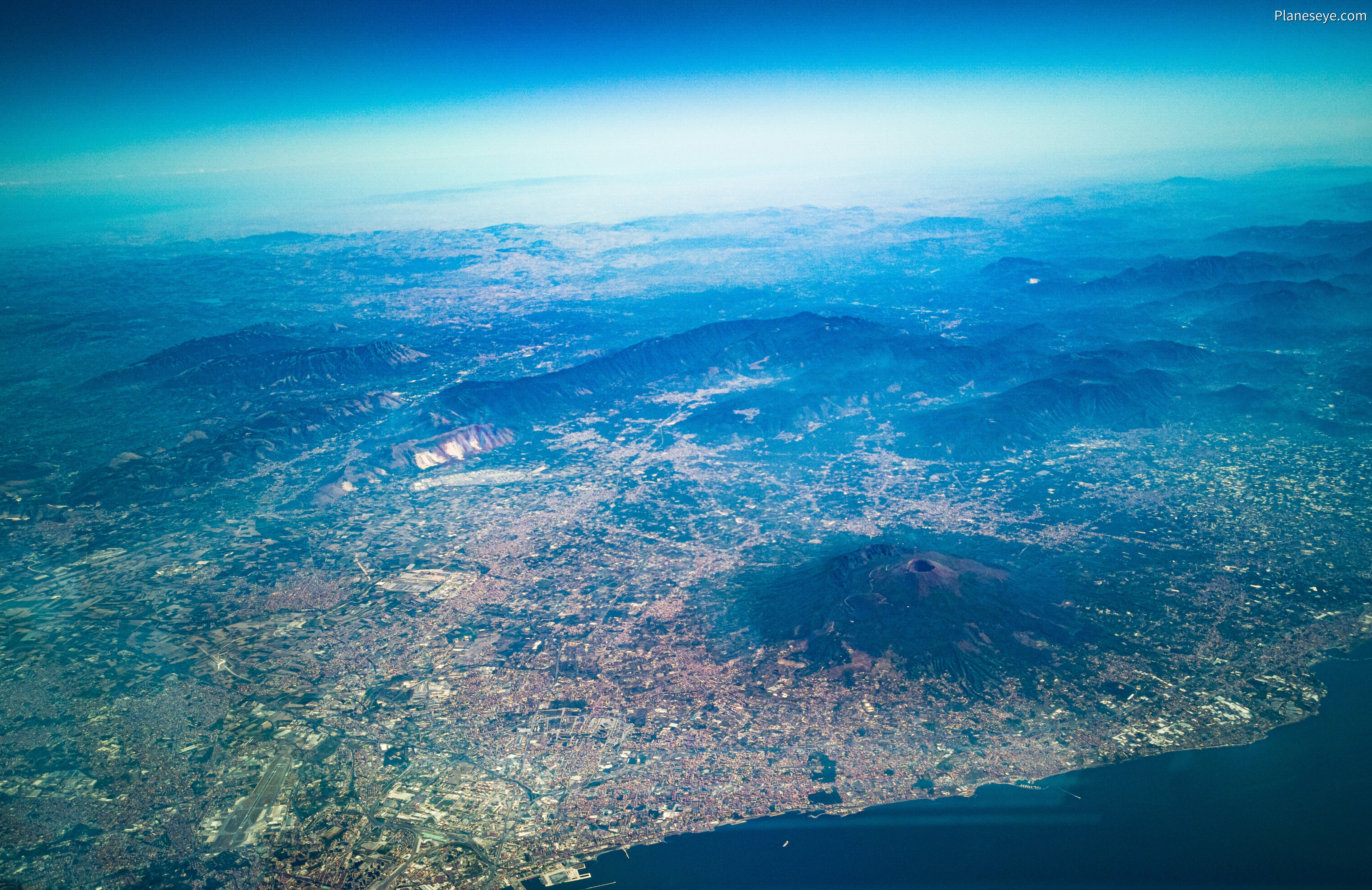 Naples, Italy during daytime / Mount Vesuvius